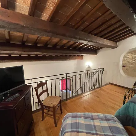 Agriturismo Antico Castagno مزرعة للإقامة Montebibico