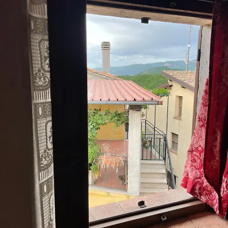 مزرعة للإقامة Agriturismo Antico Castagno *